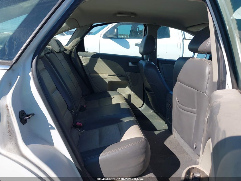 2008 Mercury Sable VIN: 1MEHM40W68G621361 Lot: 43569761