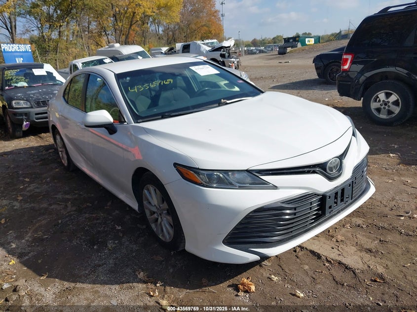 TOYOTA CAMRY LE