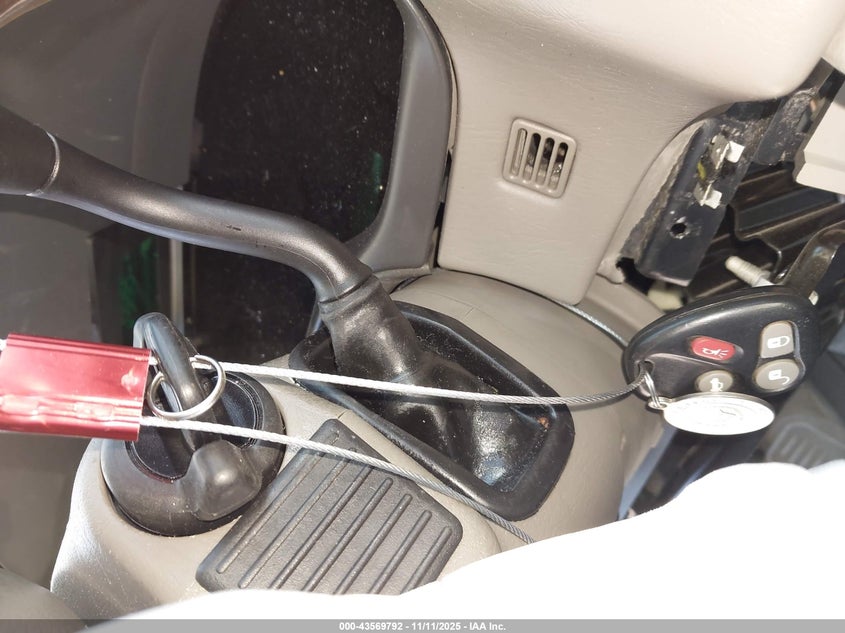 2000 Cadillac Deville Dhs VIN: 1G6KE57Y7YU252872 Lot: 43569792