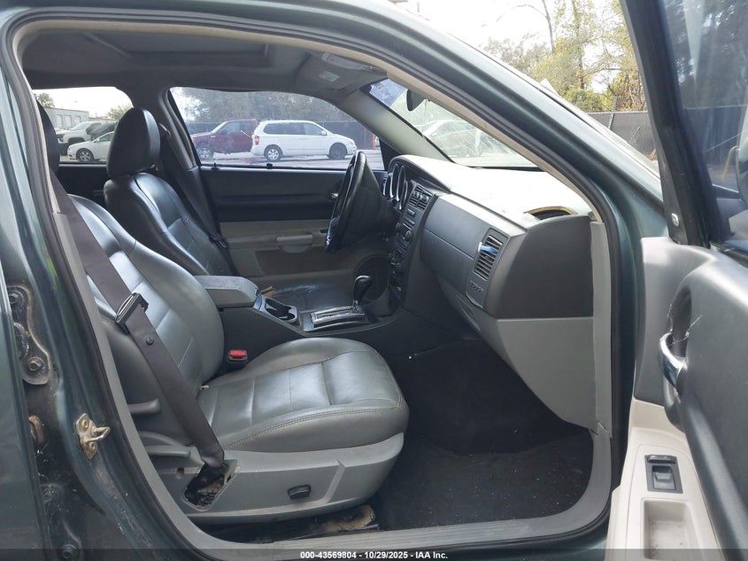 2005 Dodge Magnum Sxt