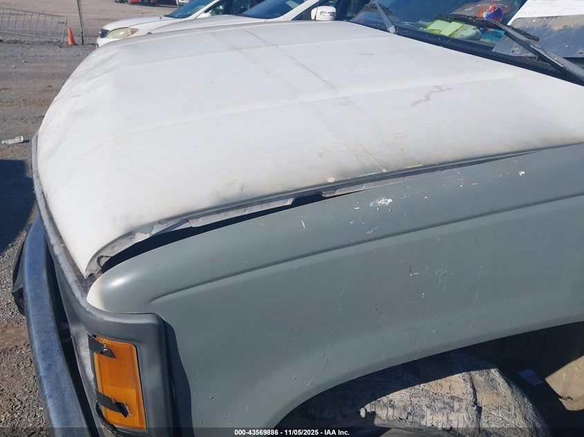 1995 Chevrolet Gmt-400 K2500 VIN: 1GCFK24K5SZ235407 Lot: 43569886