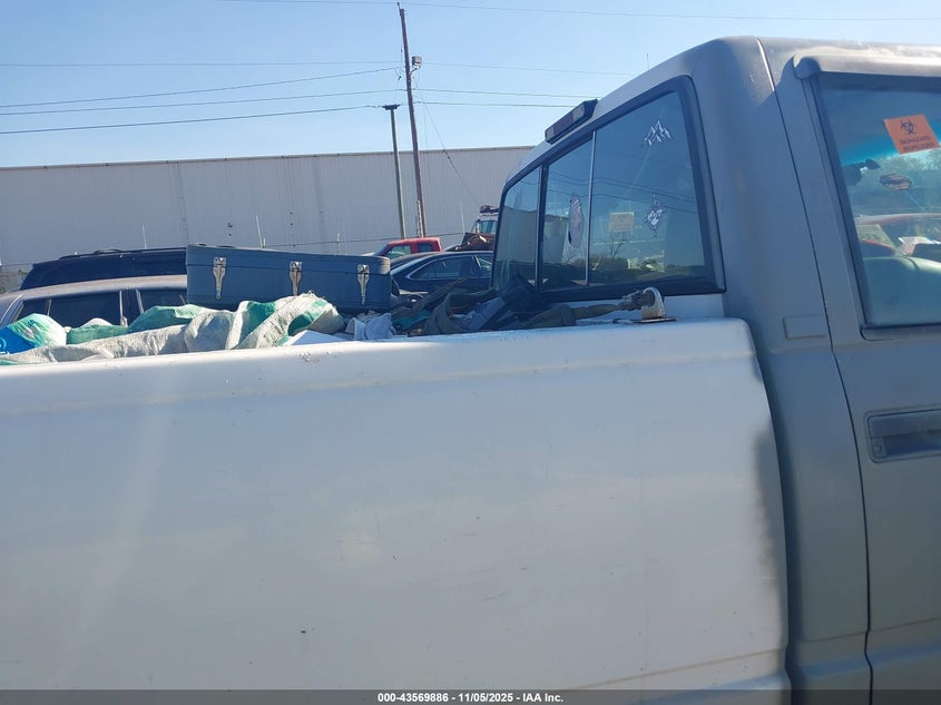 1995 Chevrolet Gmt-400 K2500 VIN: 1GCFK24K5SZ235407 Lot: 43569886