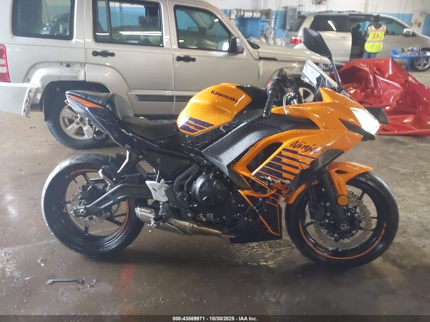 2025 Kawasaki Ex650 P VIN: ML5EXEP15SDAE9471 Lot: 43569971