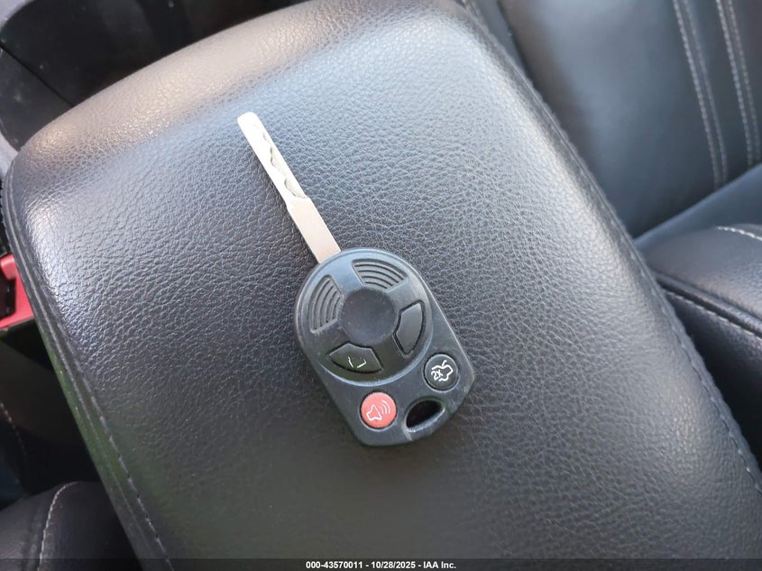 2014 FORD FOCUS SE 1FADP3K25EL389677