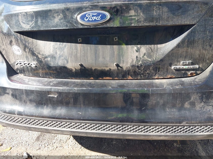 2014 FORD FOCUS SE 1FADP3K25EL389677