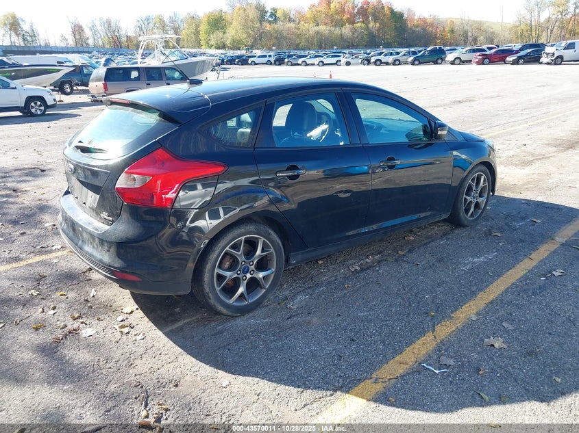 2014 FORD FOCUS SE 1FADP3K25EL389677