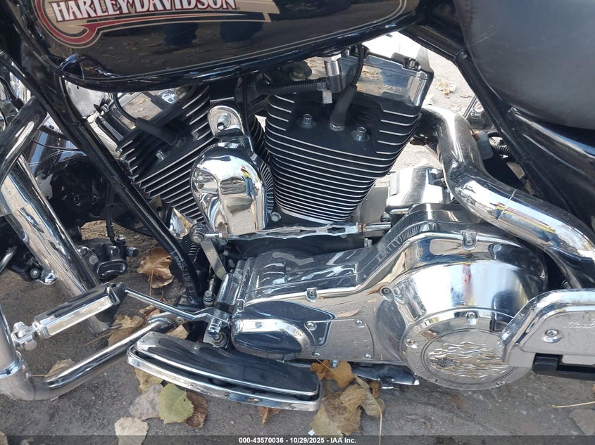 2005 Harley-Davidson Flhtci VIN: 1HD1FFW175Y600298 Lot: 43570036