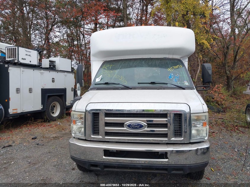 2009 Ford E-350 Cutaway VIN: 1FDEE35L39DA50226 Lot: 43570053