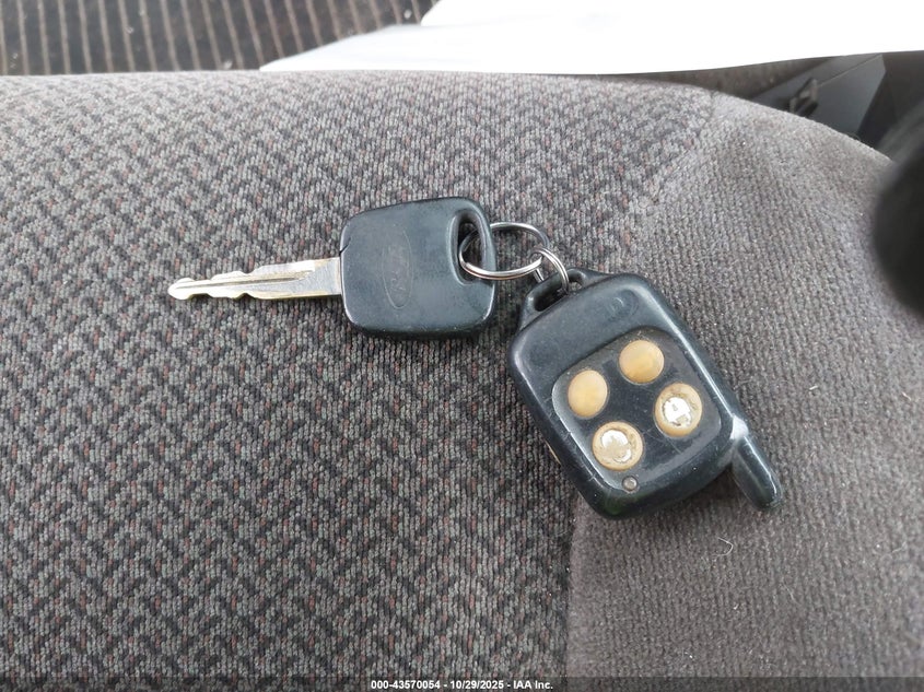 2000 Ford Ranger Xlt VIN: 1FTZR15XXYPA70259 Lot: 43570054