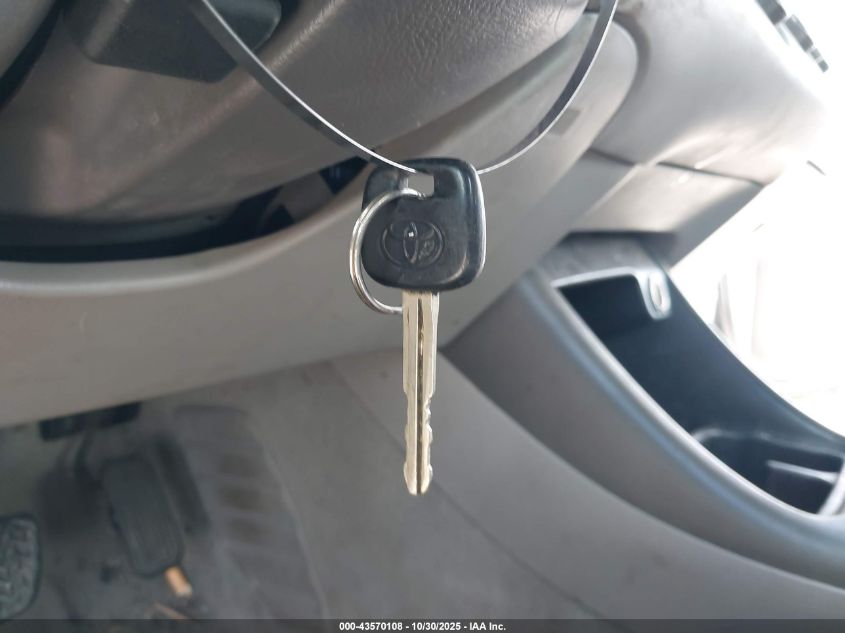 2003 Toyota Camry Le VIN: 4T1BE32K63U674849 Lot: 43570108