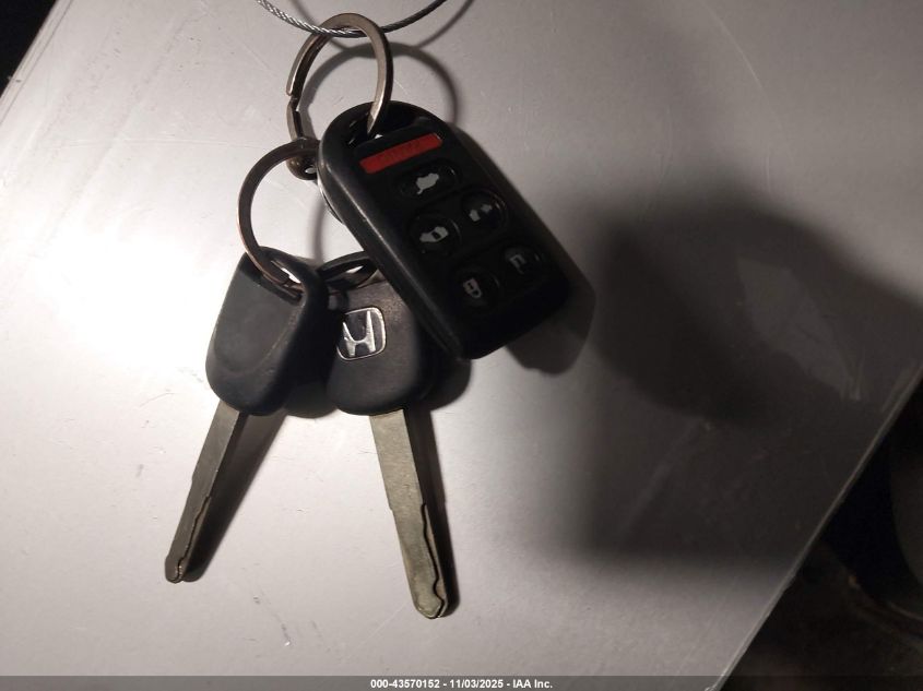 2008 Honda Odyssey Touring VIN: 5FNRL38878B078105 Lot: 43570152