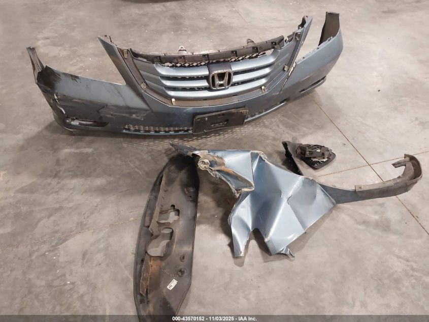 2008 Honda Odyssey Touring VIN: 5FNRL38878B078105 Lot: 43570152