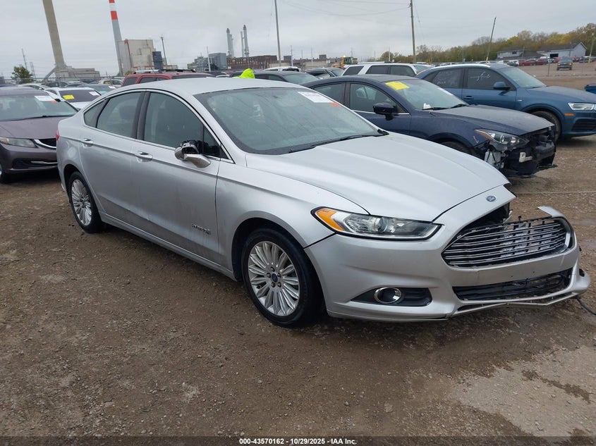 FORD FUSION HYBRID SE