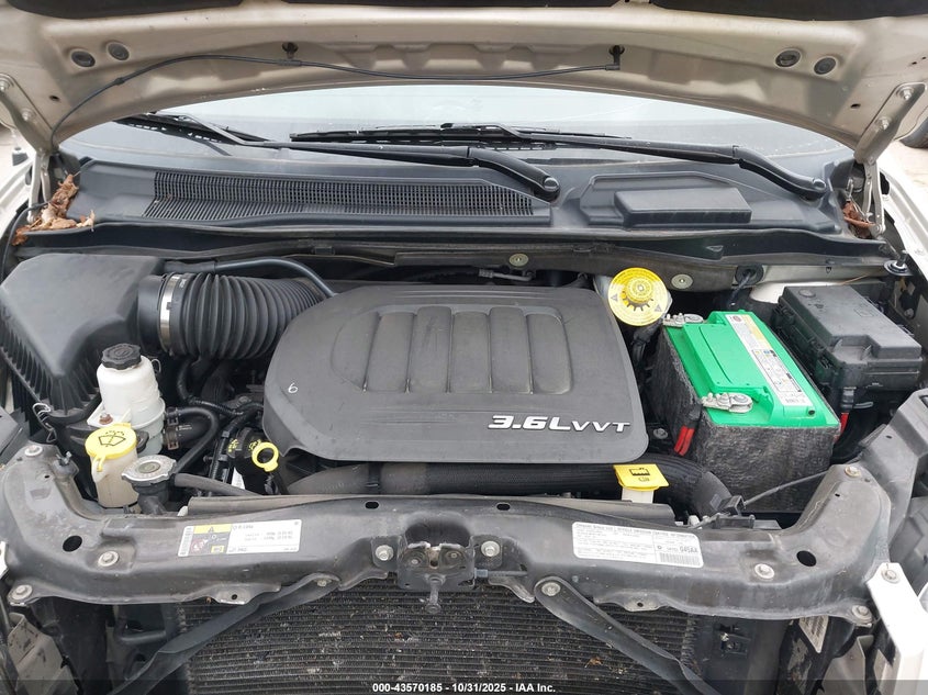 2013 Chrysler Town & Country Limited VIN: 2C4RC1GG0DR777183 Lot: 43570185