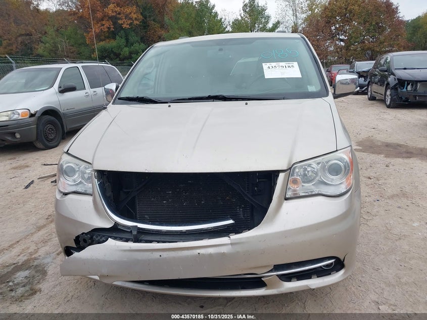 2013 Chrysler Town & Country Limited VIN: 2C4RC1GG0DR777183 Lot: 43570185