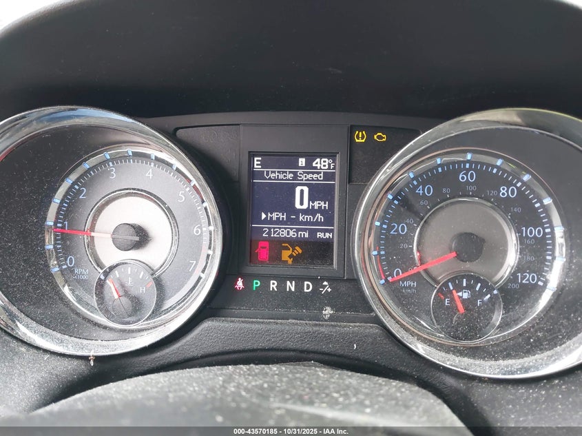 2013 Chrysler Town & Country Limited VIN: 2C4RC1GG0DR777183 Lot: 43570185