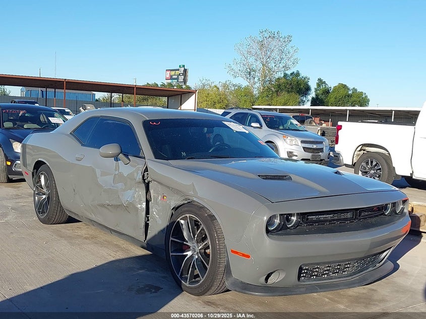 DODGE CHALLENGER R/T SCAT PACK