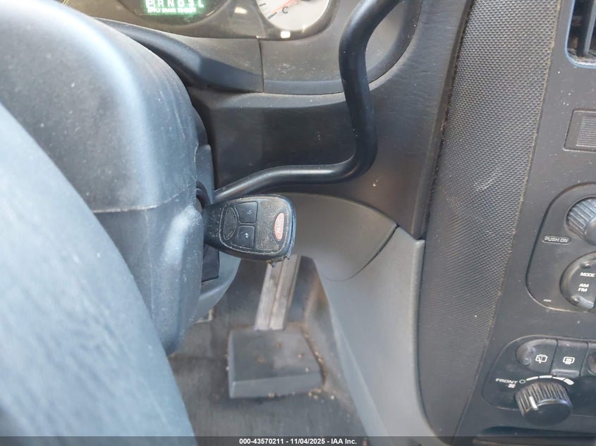 2005 Dodge Grand Caravan Se VIN: 1D4GP24R75B396702 Lot: 43570211