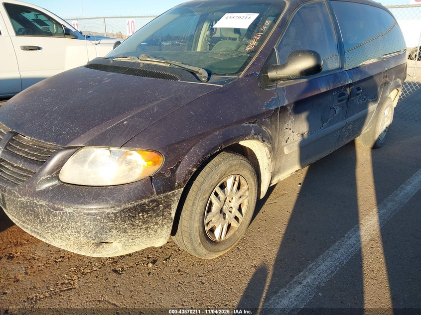 2005 Dodge Grand Caravan Se VIN: 1D4GP24R75B396702 Lot: 43570211