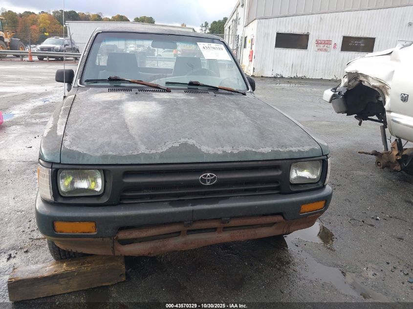 1992 Toyota Pickup 1/2 Ton Short Whlbase Stb VIN: 4TARN81A8NZ004469 Lot: 43570329