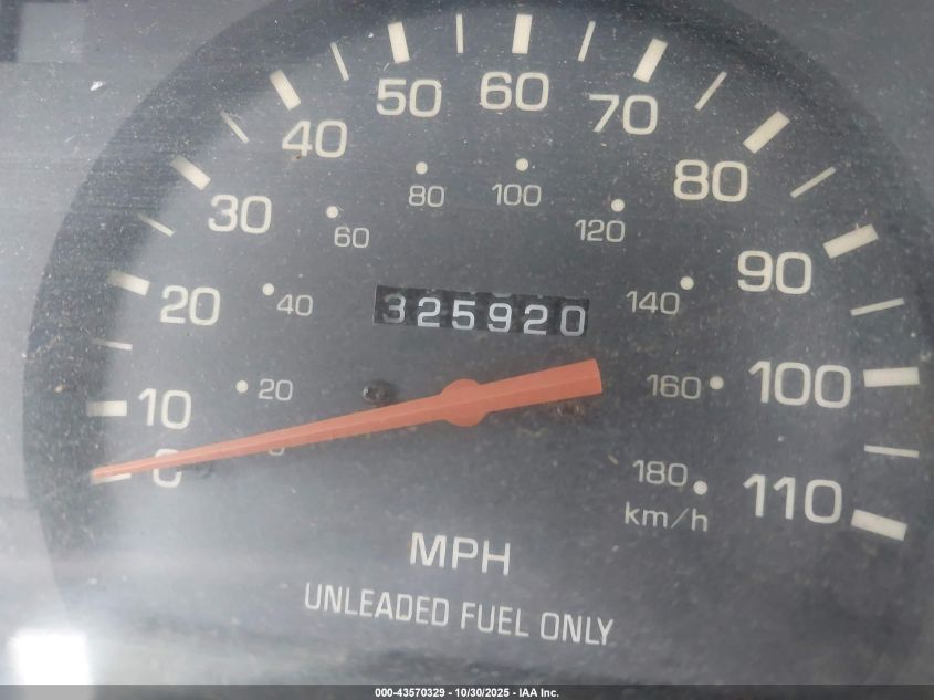 1992 Toyota Pickup 1/2 Ton Short Whlbase Stb VIN: 4TARN81A8NZ004469 Lot: 43570329