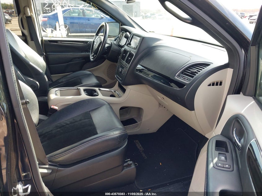 2017 DODGE GRAND CARAVAN SXT 2C4RDGCG1HR660790