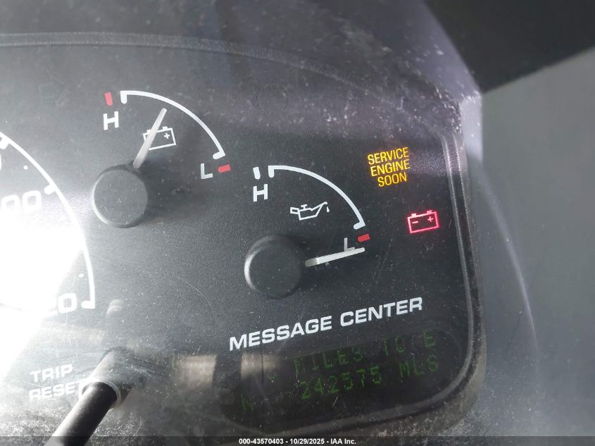 2002 Ford Explorer Eddie Bauer VIN: 1FMDU74W52UB29744 Lot: 43570403