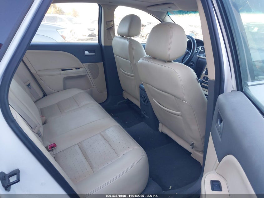 2008 Mercury Sable Premier VIN: 1MEHM42W08G614807 Lot: 43570408