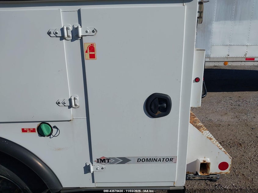 2017 Ford F-350 Chassis Xl VIN: 1FD8X3HT3HED80878 Lot: 43570430