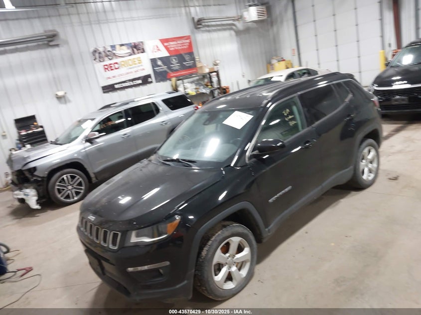 2018 Jeep Compass Latitude 4X4 VIN: 3C4NJDBB4JT431678 Lot: 43570429