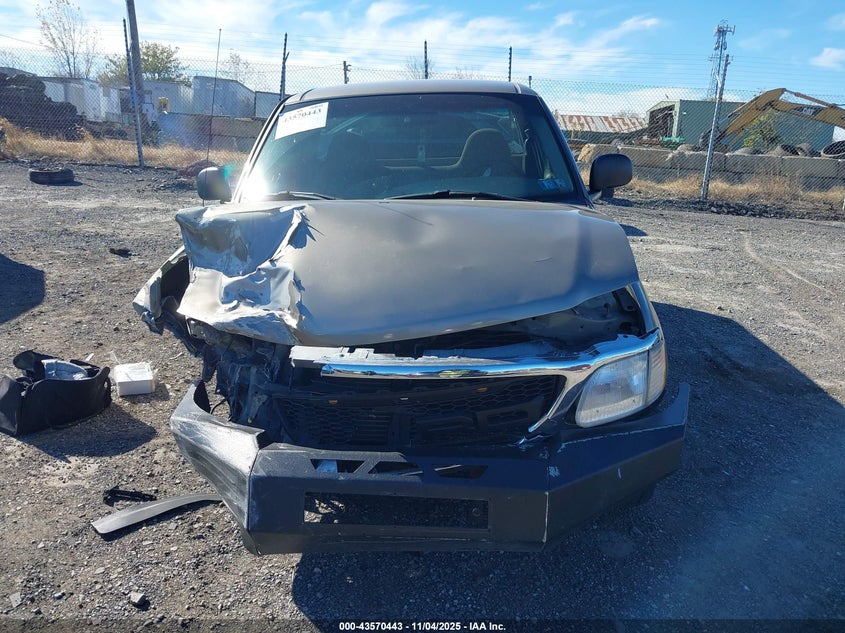 2001 Ford F-150 Xl/Xlt VIN: 1FTZF172X1NB46784 Lot: 43570443