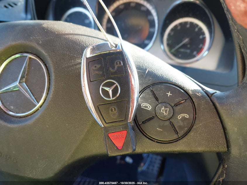 2011 Mercedes-Benz C 300 Luxury 4Matic/Sport 4Matic VIN: WDDGF8BB0BR170678 Lot: 43570487