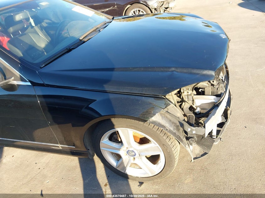 2011 Mercedes-Benz C 300 Luxury 4Matic/Sport 4Matic VIN: WDDGF8BB0BR170678 Lot: 43570487