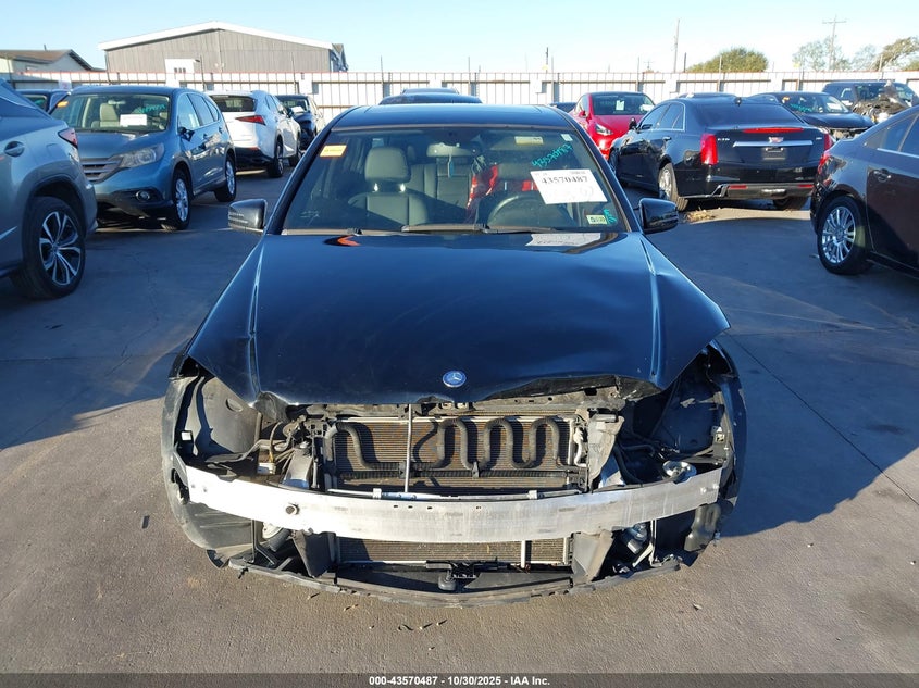 2011 Mercedes-Benz C 300 Luxury 4Matic/Sport 4Matic VIN: WDDGF8BB0BR170678 Lot: 43570487