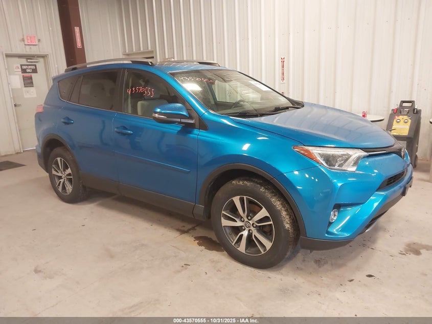 TOYOTA RAV4 XLE
