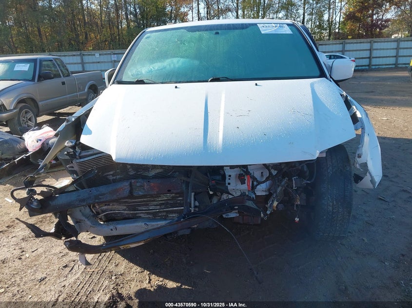 2018 Dodge Grand Caravan Sxt VIN: 2C4RDGCG4JR222741 Lot: 43570590