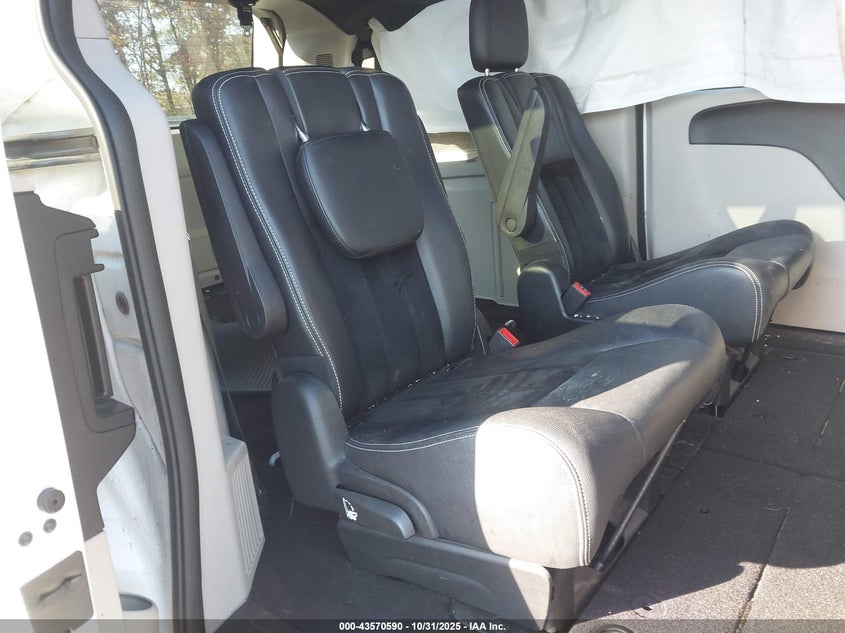 2018 Dodge Grand Caravan Sxt VIN: 2C4RDGCG4JR222741 Lot: 43570590