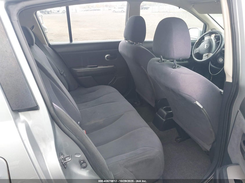 3N1BC13E58L375476 2008 NISSAN VERSA photo no. 8