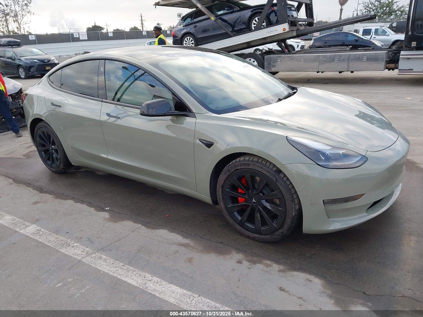 TESLA MODEL 3 LONG RANGE DUAL MOTOR ALL-WHEEL DRIVE