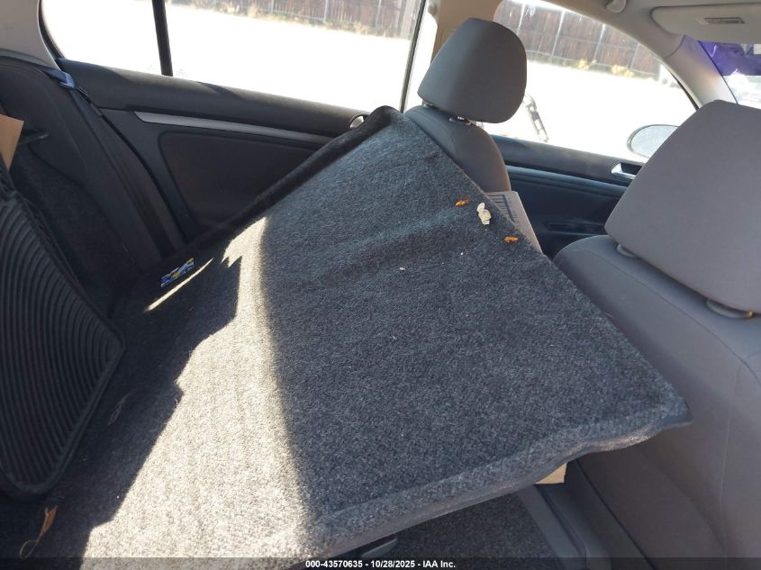 2007 Volkswagen Rabbit 4-Door VIN: WVWDR91K27W179421 Lot: 43570635