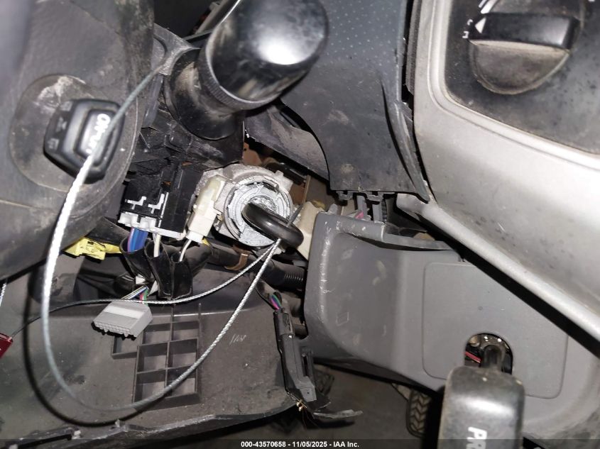 2005 Toyota Tacoma Base V6 VIN: 5TELU42N75Z027592 Lot: 43570658