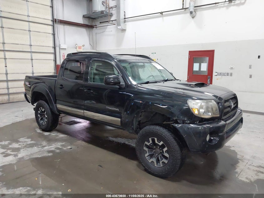 2005 Toyota Tacoma Base V6