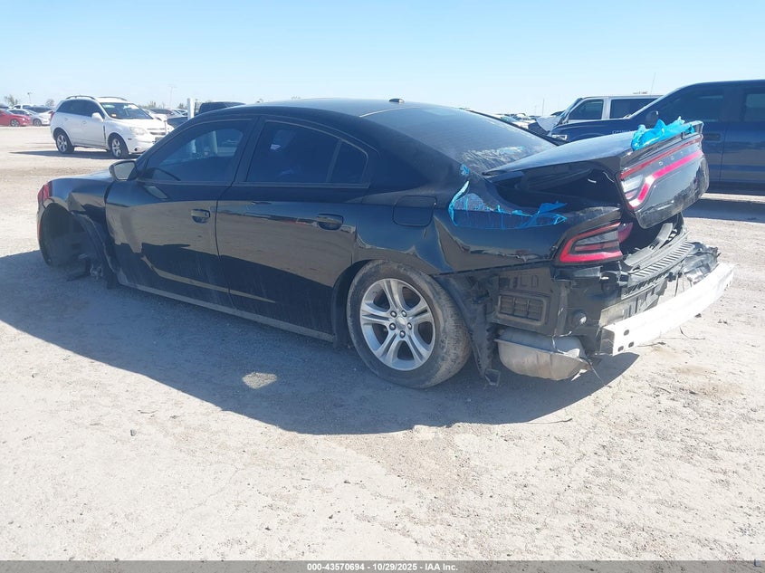 Vin: 2c3cdxbg8nh197155, lot: 44065764, dodge charger sxt rwd 20223