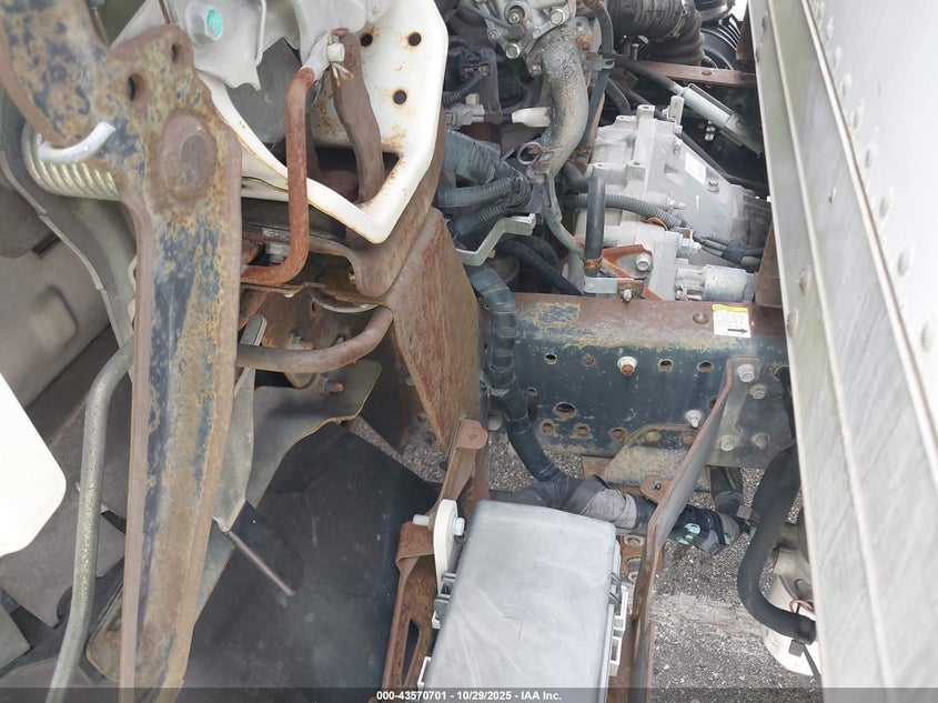 2013 Isuzu Npr Dsl Reg At Eco-Max VIN: JALB4W170D7400731 Lot: 43570701