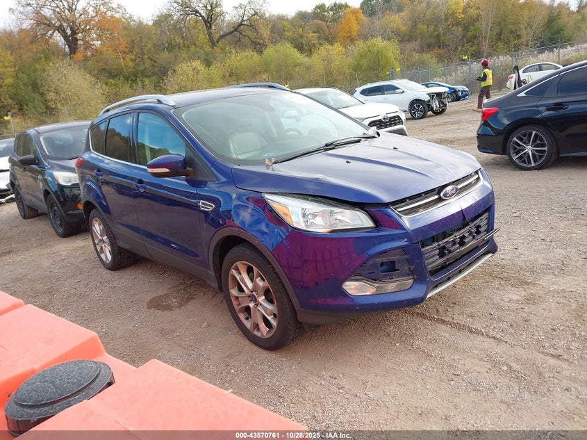 FORD ESCAPE TITANIUM