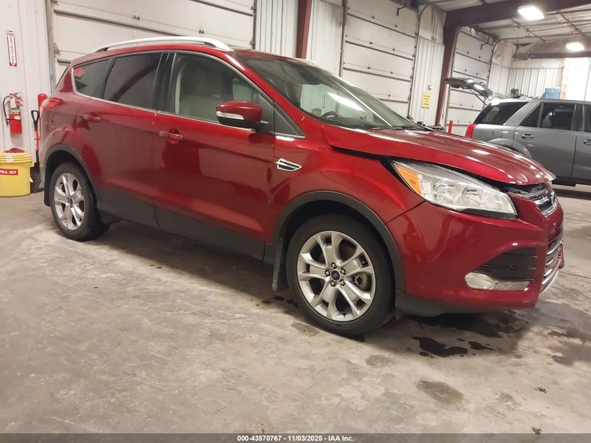 FORD ESCAPE TITANIUM