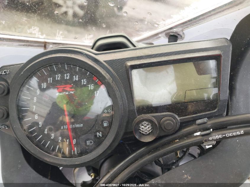 2005 Suzuki Gsx-R750 K VIN: JS1GR7JA652106589 Lot: 43570827