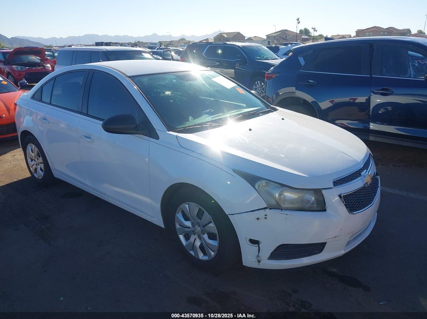 CHEVROLET CRUZE LS AUTO