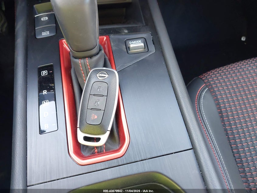 2025 NISSAN KICKS SR FWD 3N8AP6DA1SL300484