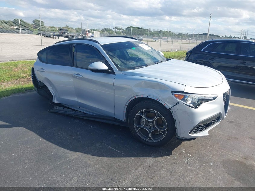 ALFA ROMEO STELVIO SPRINT RWD